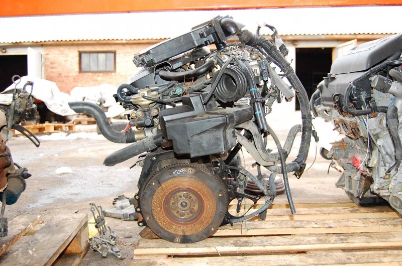 Двигатель бензин ALMERA 95-00