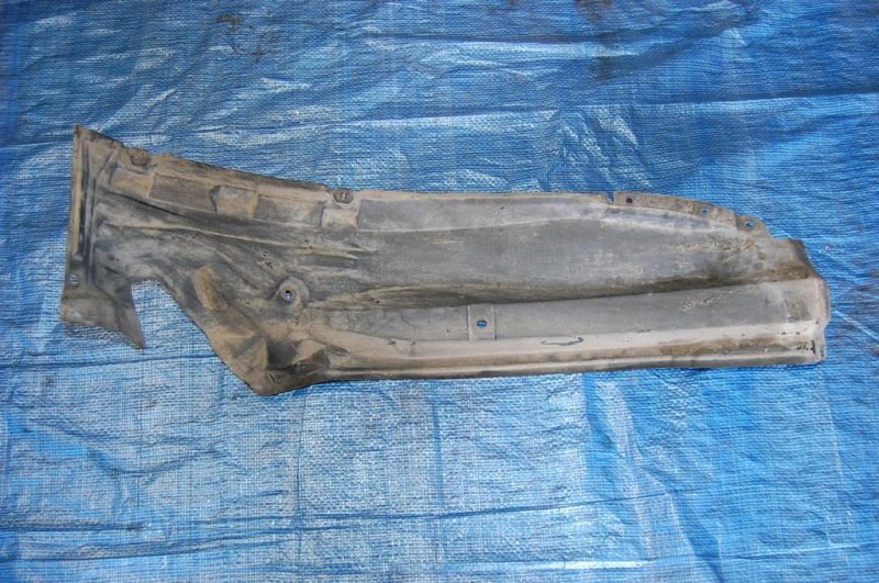 Подкрылок передний левый MURANO Z50 02-07