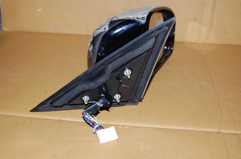 Зеркало правое INFINITI M35/M45 04-10