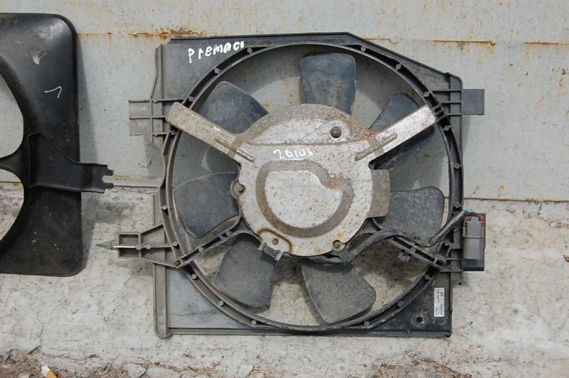 Диффузор вентилятора основного радиатора MAZDA PREMACY 98-03 FP85-15-035A Б/У