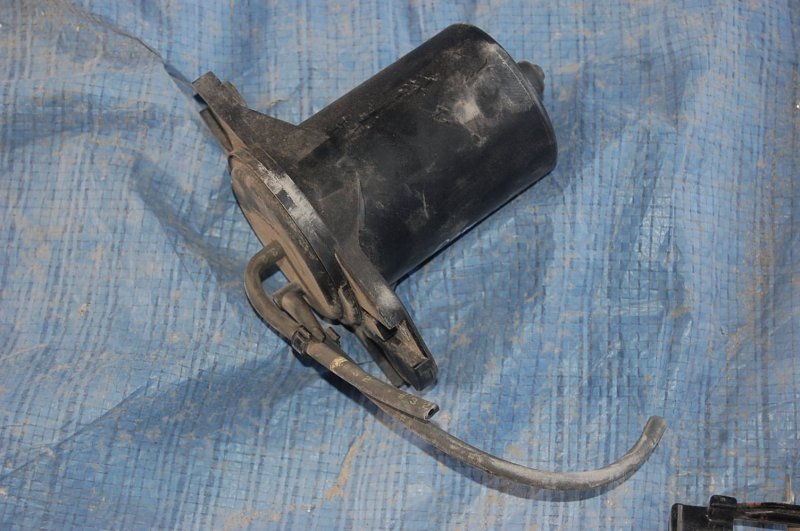 Абсорбер топливный SUZUKI GRAND VITARA 05-15 13480-65J00 Б/У