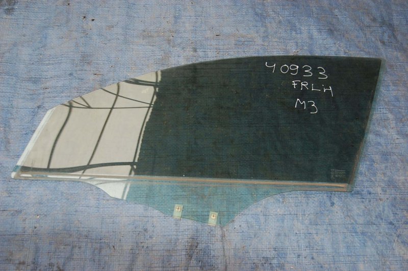 Запчасть стекло двери переднее левое MAZDA 3 BK 03-08 BP4K-59-511B Б/У Стекло двери переднее левое MAZDA 3 BK 03-08 BP4K-59-511B Б/У