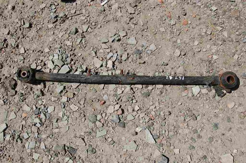 Рычаг задней подвески продольный задний правый MAZDA XEDOS 6 X6 (CA) 92-98 Б/У