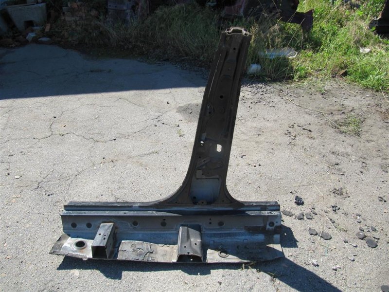 Стойка кузова средняя правая ES350 06-12