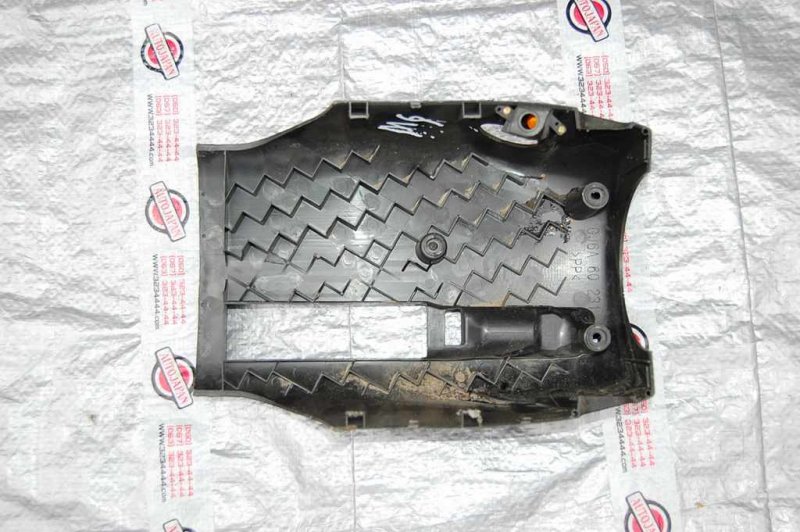 Кожух рулевой колонки 6 GG 02-07