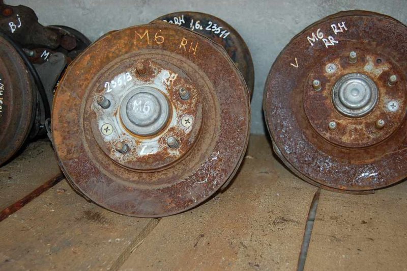 Ступица задняя правая 6 GG 02-07