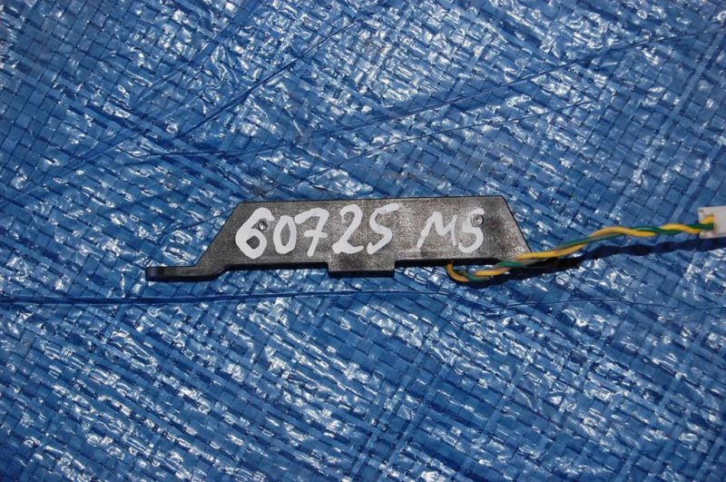 Антенна MAZDA 5 CR 05-10 CC66-67-6N0A Б/У