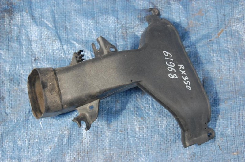 Воздухозаборник LEXUS RX300/330/350/400 03-09 17752-0A030 Б/У