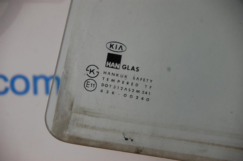 Стекло двери заднее левое CLARUS 96-01