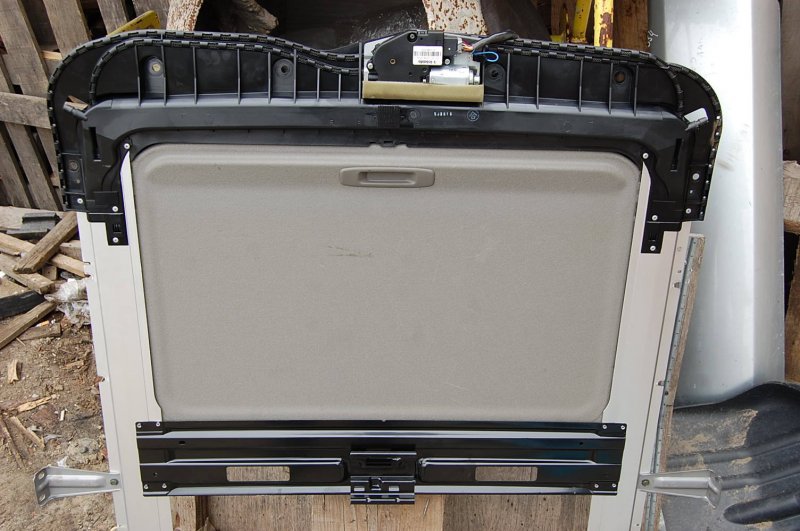 Люк MURANO Z50 02-07