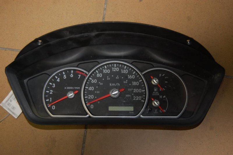 Панель приборов MITSUBISHI GALANT 03-12 Б/У