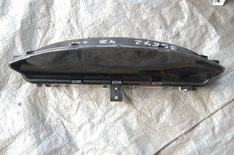 Панель приборов HONDA CIVIC 4D 06-11 FD 78100-SNB-G121 Б/У