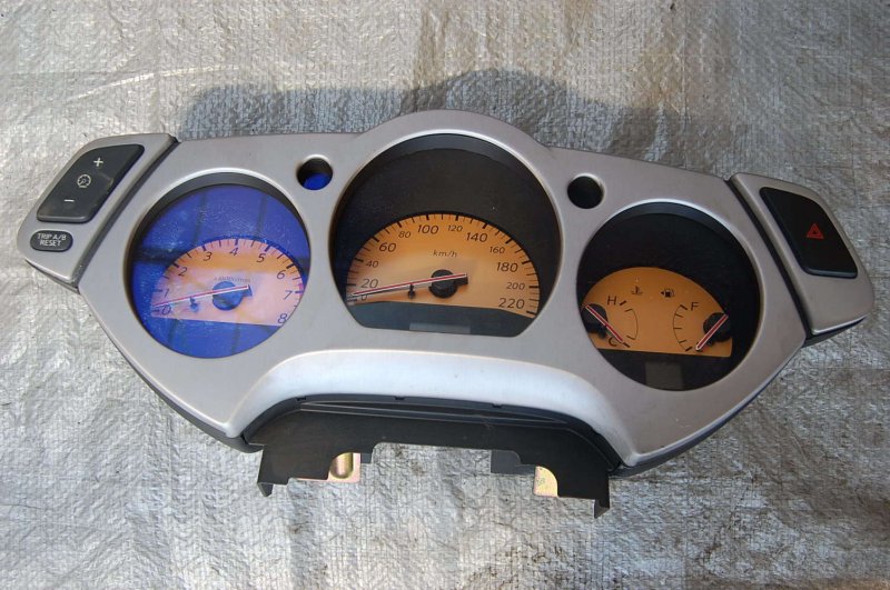 Запчасть панель приборов NISSAN MURANO Z50 02-07 Б/У Панель приборов NISSAN MURANO Z50 02-07 Б/У