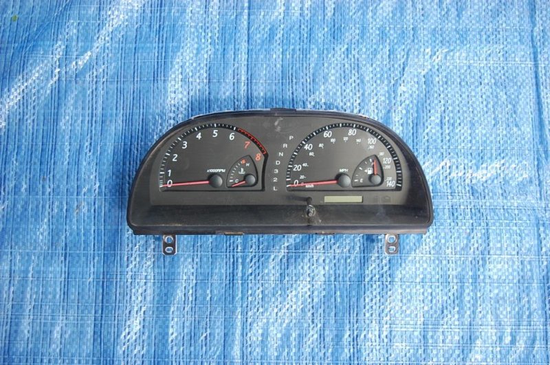 Панель приборов TOYOTA CAMRY 30 02-06 Б/У