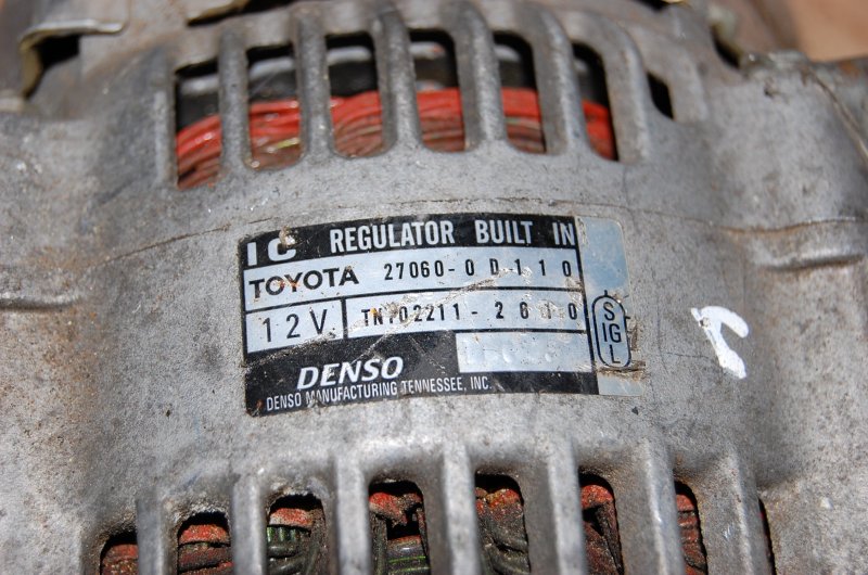 Генератор COROLLA E110 95-00