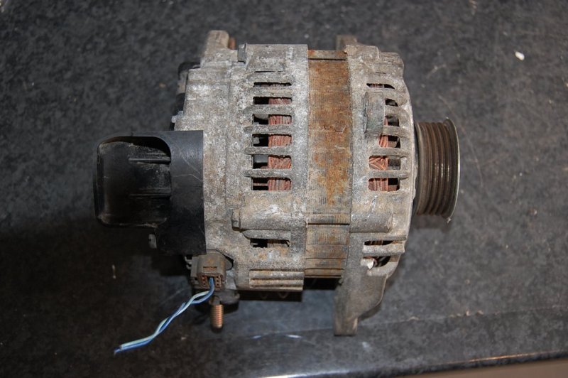 Генератор NISSAN MICRA 03-11 23100-AX005 Б/У