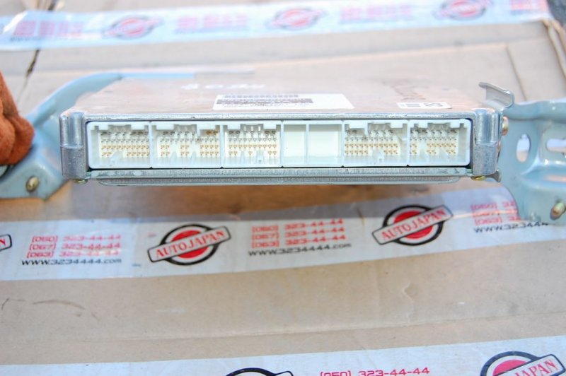 Блок управления двигателем TOYOTA SOLARA 03-09 89661-0X130 Б/У