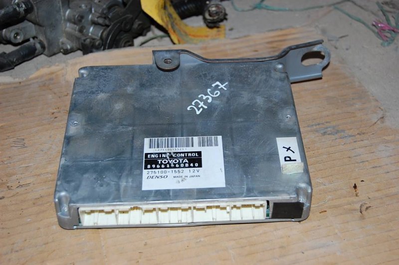 Запчасть блок управления двигателем LEXUS GX470 02-09 89661-60B40 Б/У Блок управления двигателем LEXUS GX470 02-09 89661-60B40 Б/У