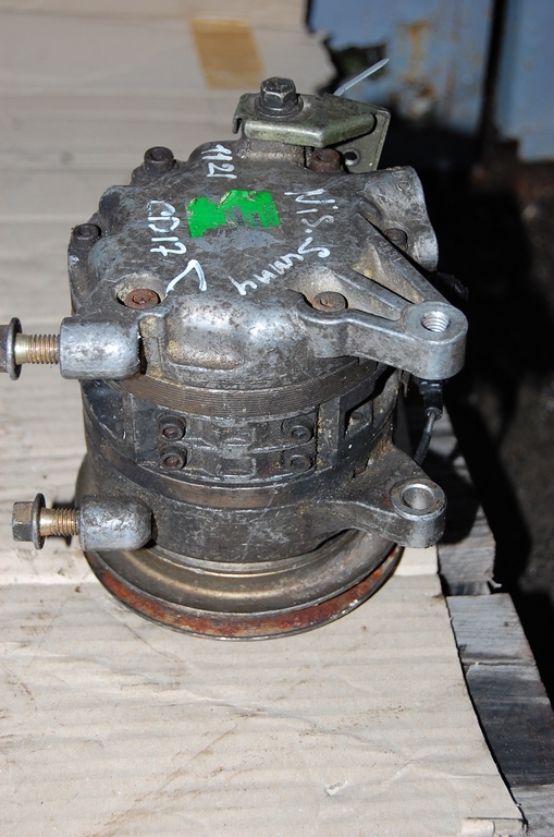 Компрессор кондиционера SUNNY B12 85-90 Компрессор кондиционера SUNNY B12 85-90