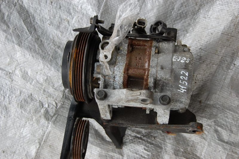 Запчасть компрессор кондиционера SUBARU FORESTER SG 02-07 73111AC002 Б/У Компрессор кондиционера SUBARU FORESTER SG 02-07 73111AC002 Б/У