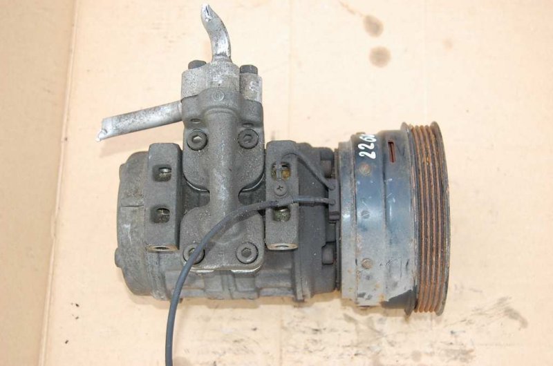 Компрессор кондиционера COROLLA E100 91-95