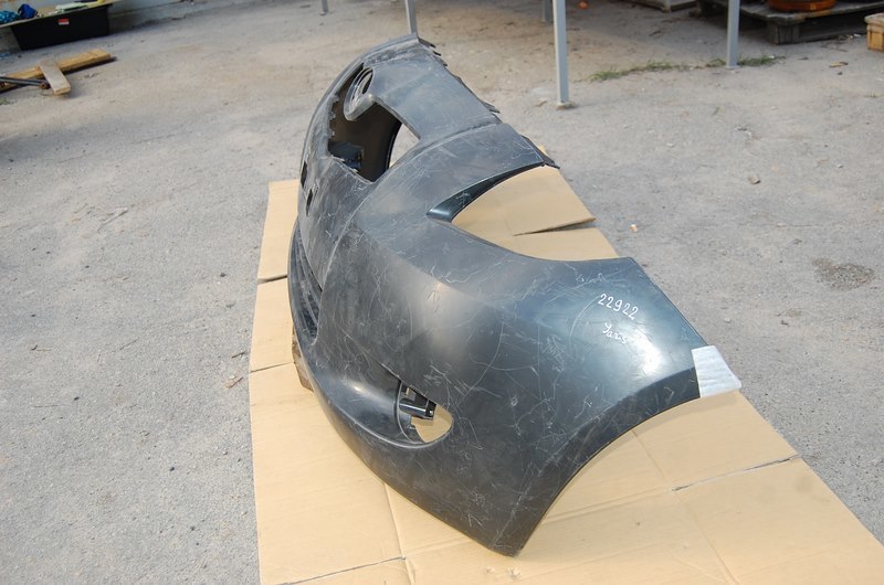Бампер передний TOYOTA YARIS 05–11