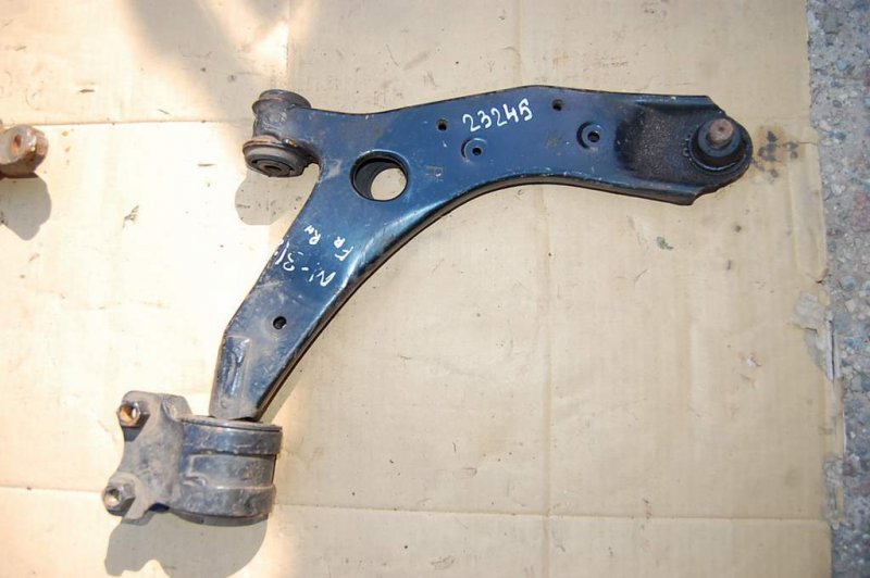 Рычаг передней подвески нижний передний правый MAZDA 3 BK 03-08 Б/У