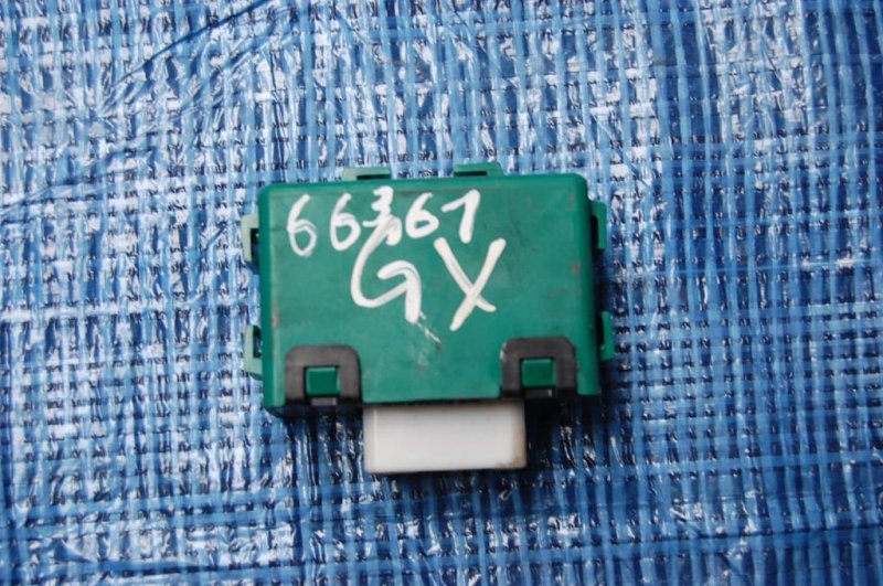 Реле LEXUS GX470 02-09 81985-60021 Б/У