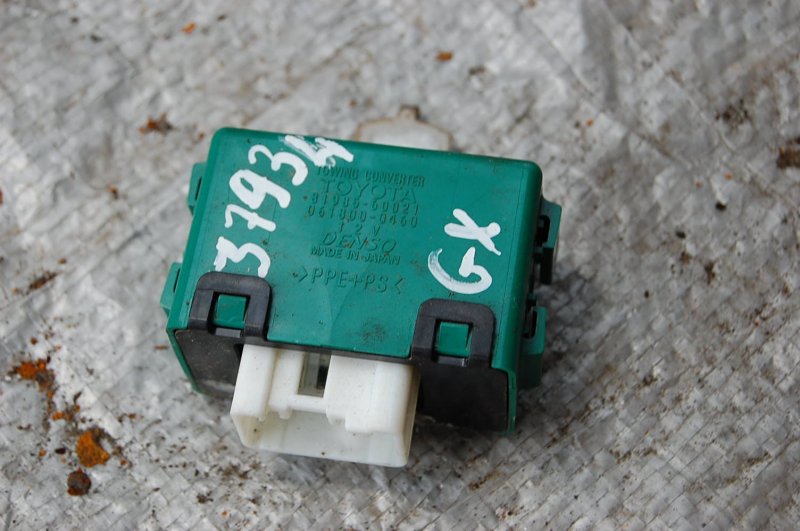 Реле LEXUS GX470 02-09 81985-60021 Б/У