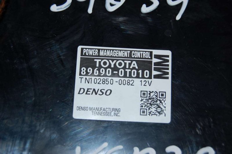 Запчасть блок электронный TOYOTA VENZA 09-16 89690-0T010 Б/У Блок электронный TOYOTA VENZA 09-16 89690-0T010 Б/У