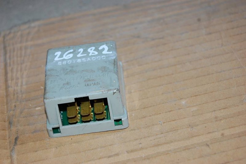 Блок электронный SUBARU FORESTER SG 02-07 88018SA000 Б/У