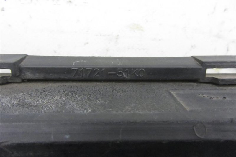 Решетка переднего бампера SX4 06-13