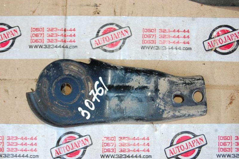 Запчасть крепление балки подвески MAZDA CX-9 06-16 Б/У Крепление балки подвески MAZDA CX-9 06-16 Б/У