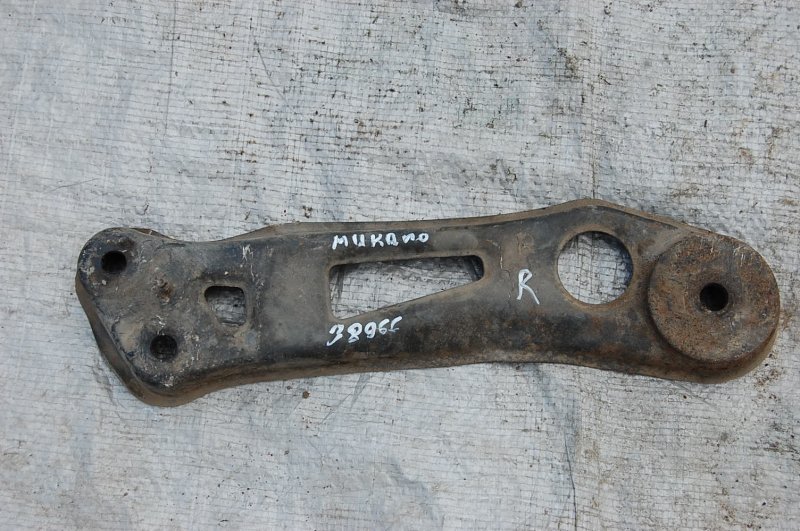 Крепление балки подвески переднее правое NISSAN MURANO Z50 02-07 54340-CA000 Б/У