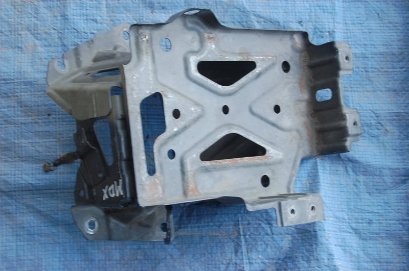 Полка аккумулятора ACURA MDX (YD2) 06-13 YD2 60630-STX-A01ZZ Б/У