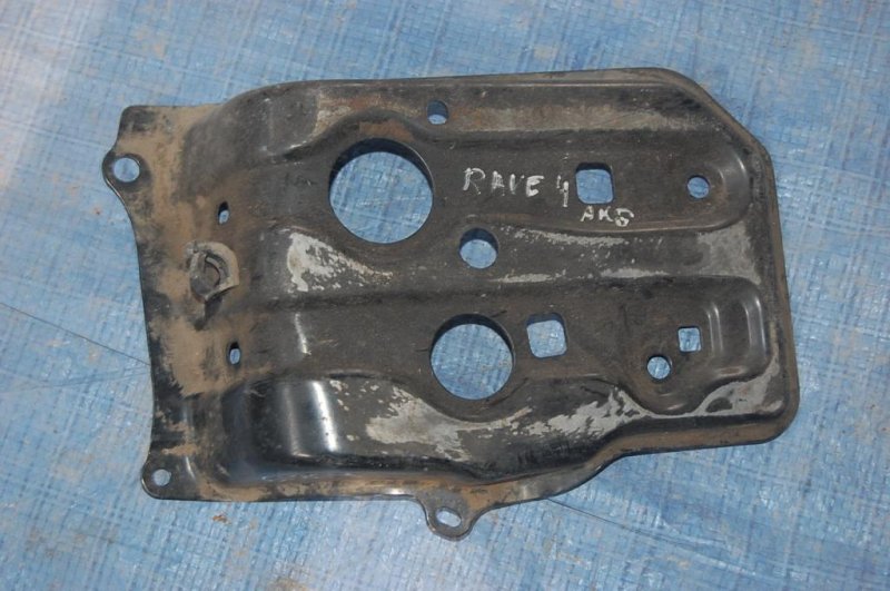 Полка аккумулятора TOYOTA RAV4 05-12 Б/У