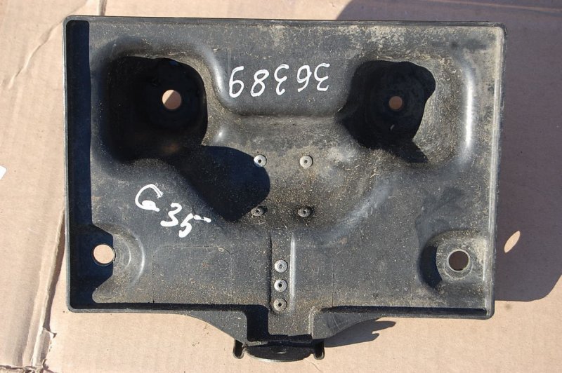 Полка аккумулятора INFINITI G35 03-07 Б/У