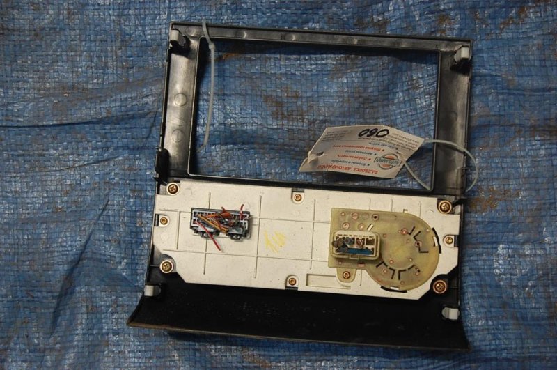 Блок управления печкой MICRA 03-11