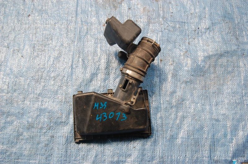 Корпус воздушного фильтра INFINITI M35/M45 04-10 Б/У