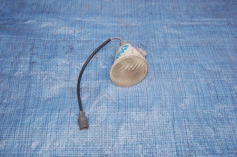 Фонарь заднего хода задний левый MATRIX 02-08