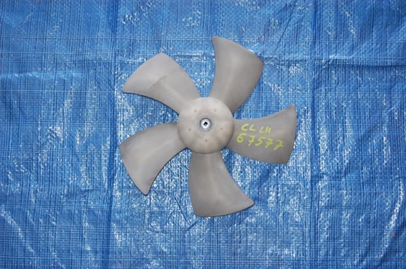 Крыльчатка вентилятора основного радиатора HONDA ACCORD CL7 / TSX 03-08 19020-PNA-003 Б/У