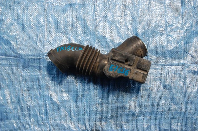 Патрубок воздушного фильтра SUBARU TRIBECA B9 05-07 14457AA47A Б/У