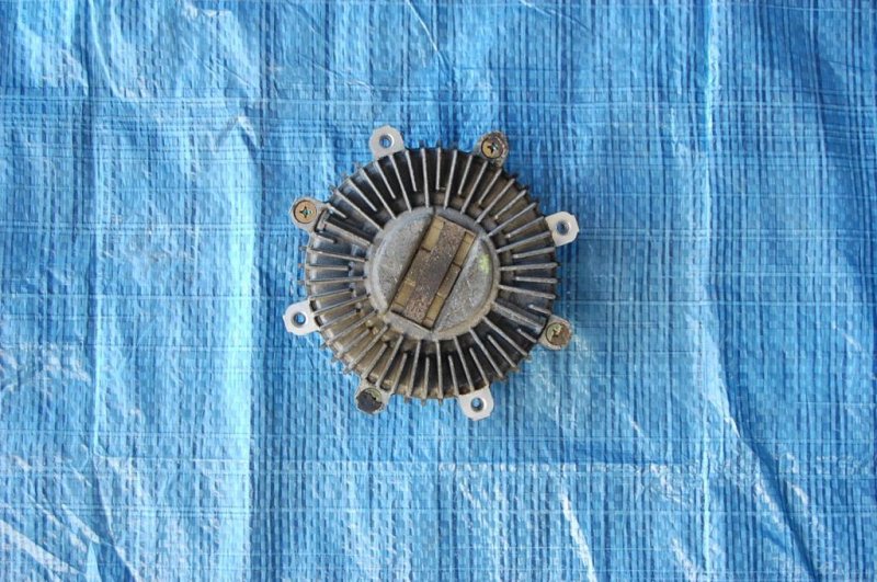 Запчасть вискомуфта MITSUBISHI L200 06-14 MD050472 Б/У Вискомуфта MITSUBISHI L200 06-14 MD050472 Б/У