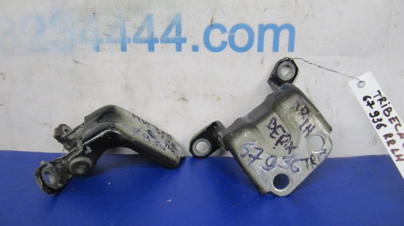 Петля двери SUBARU TRIBECA B9 05-07 Б/У