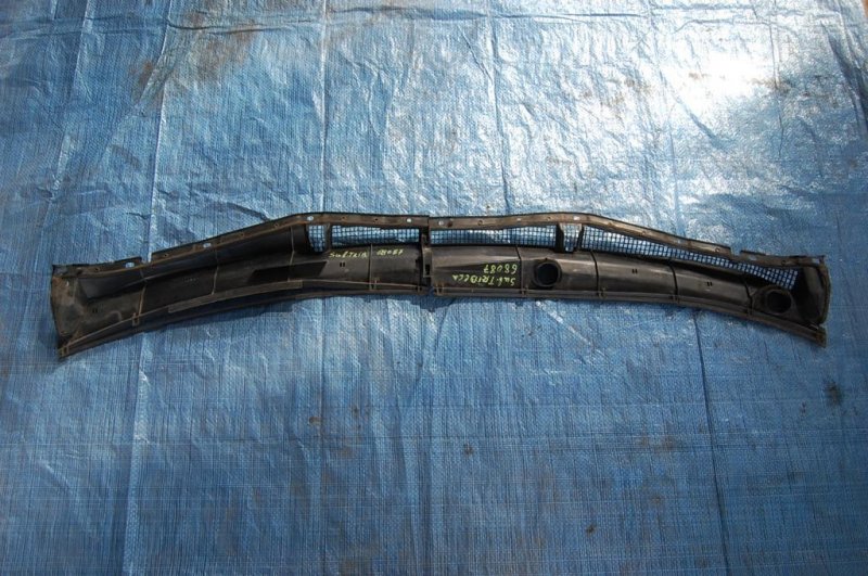 Пластик под лобовое стекло / Жабо SUBARU TRIBECA B9 05-07 Б/У