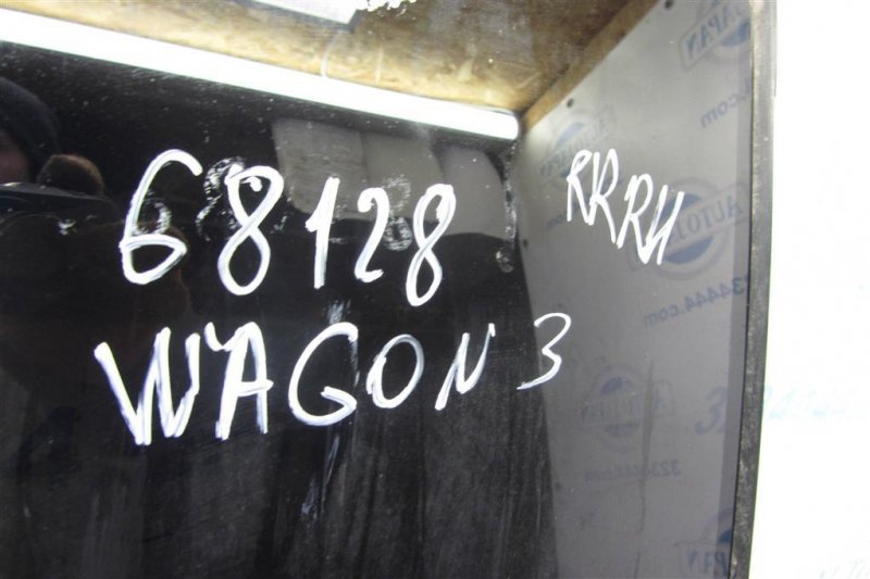 Стекло двери глухое заднее правое PAJERO 99-06