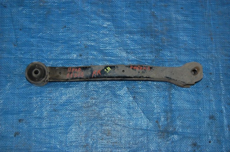 Рычаг задней подвески продольный задний левый MITSUBISHI PAJERO 99-06 MR418040 Б/У