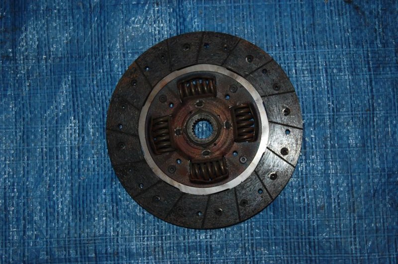 Диск сцепления 323 BJ 98-2003