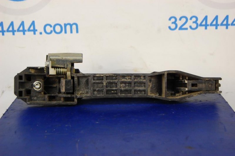 Ручка двери наружная задняя левая L200 06-14 Ручка двери наружная задняя левая L200 06-14