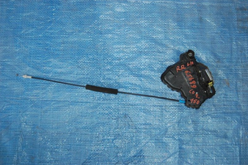 Замок двери задний левый TOYOTA COROLLA 150 06-13 69060-02200 Б/У